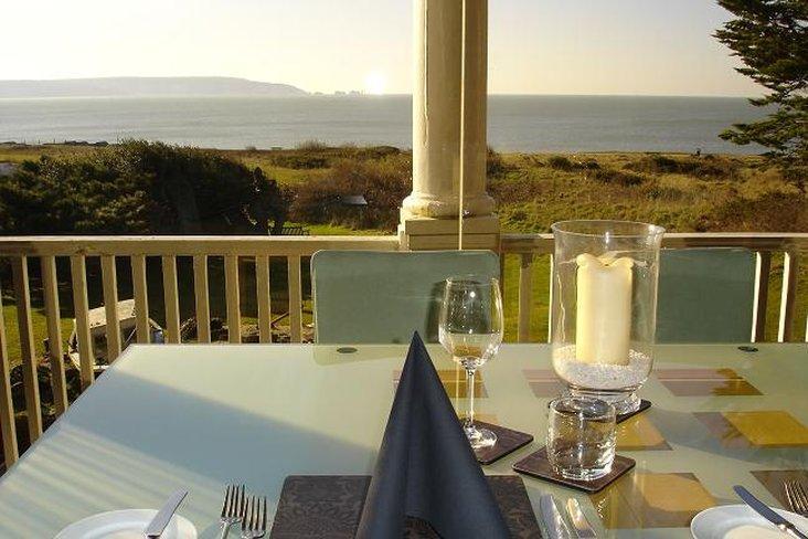 The Beach House Milford on Sea Restoran gambar